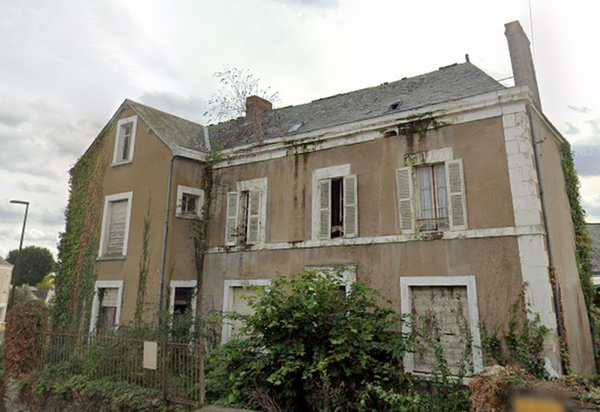 House Squat, abandoned place in France