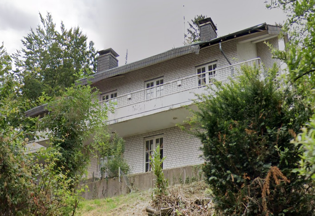 Maison Malade Traces ( Amateur )
