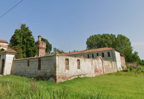 Secret Castle, abandoned place in Italy
